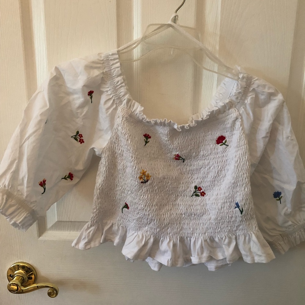 White smocked top with flowers- Zara, size L